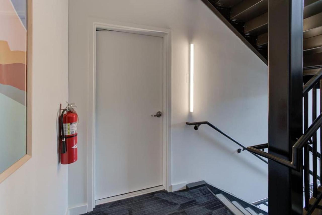 Sophisticated Apartment Downtown Мемфис Екстериор снимка